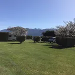 Fiordland Great Views Holiday Park