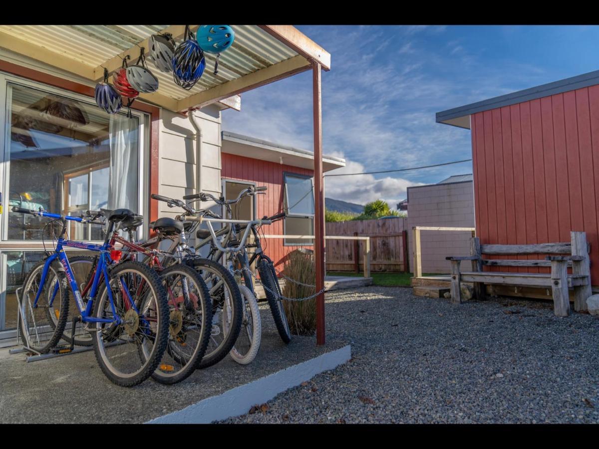 Holiday home - Free Wifi - Free Bikes & Kayaks - Short Walk To & Town - Views Te Anau