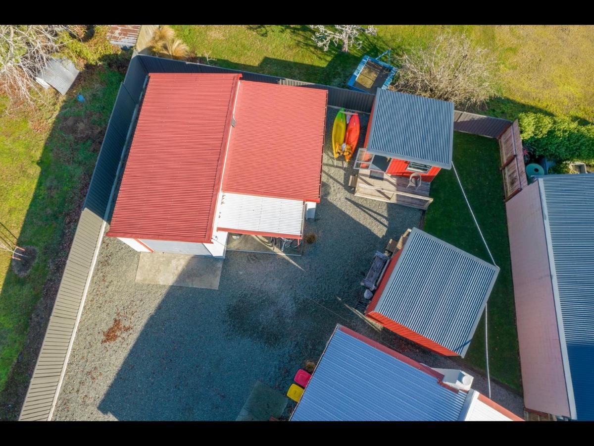 - Free Wifi - Free Bikes & Kayaks - Short Walk To & Town - Views Holiday home
