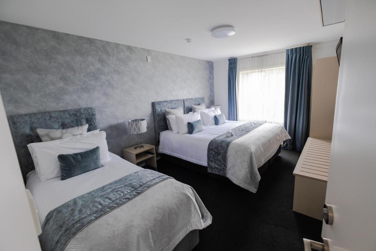 Motel Radfords On The 5*