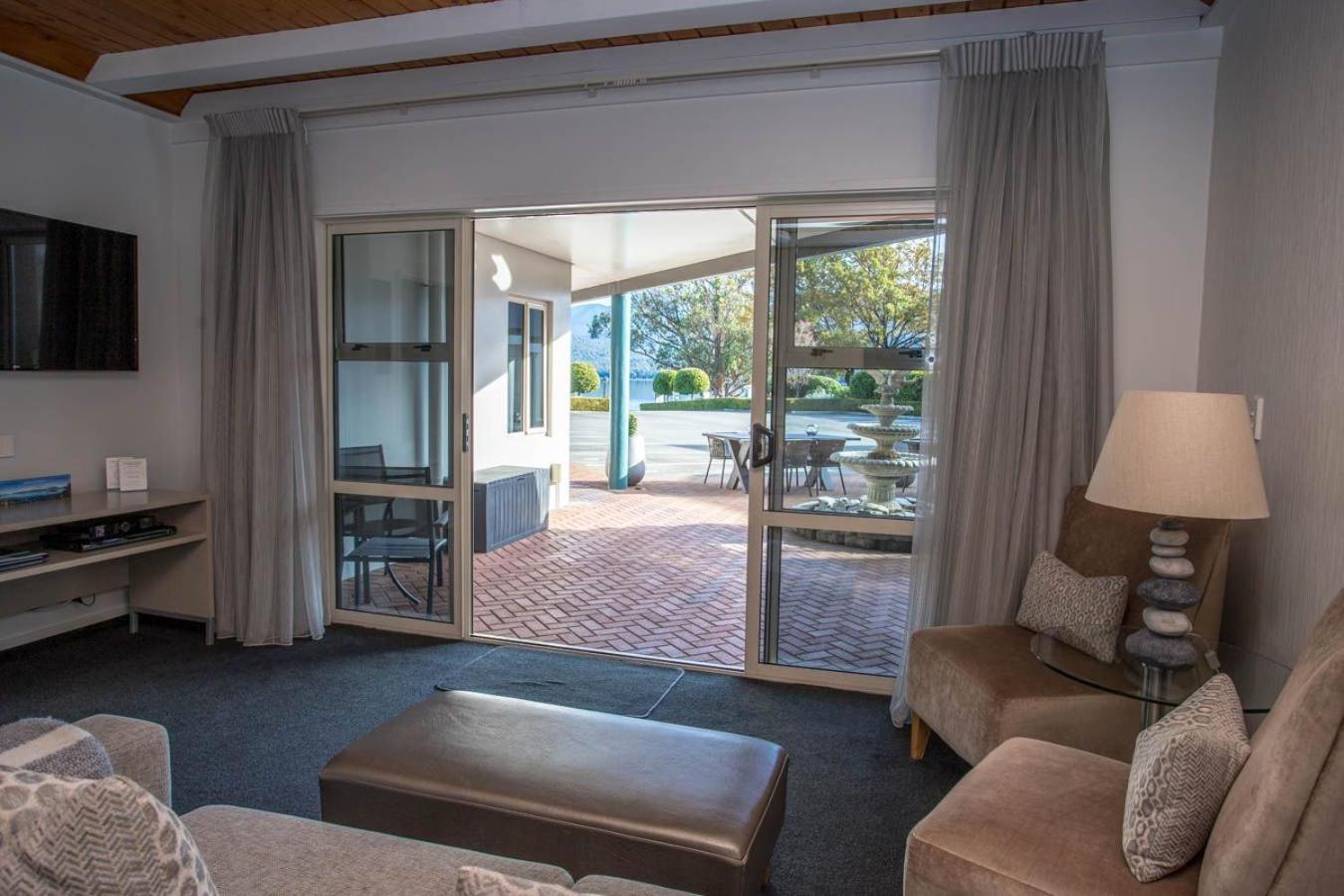 Radfords On The 5* Te Anau