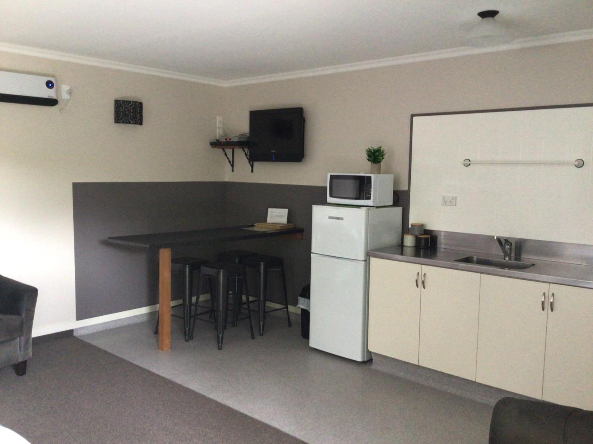 Fiordland Great Views Holiday park 4*