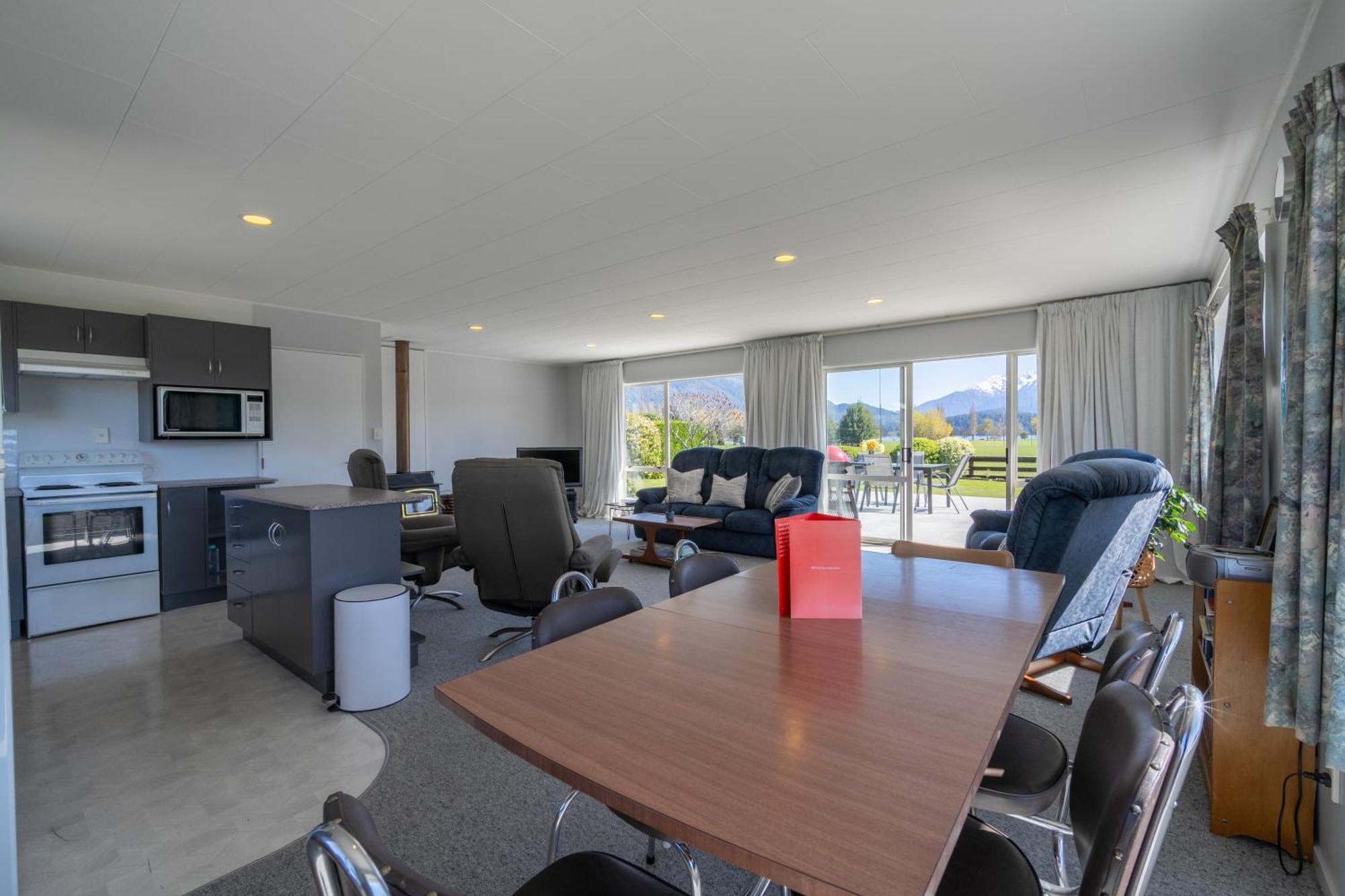 Kepler Retreat - Holiday home Te Anau