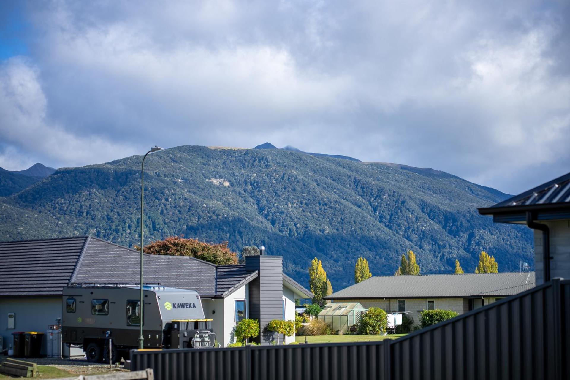 Mountainview Escape - House Holiday home *