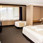 Fiordland Hotel/Motel
