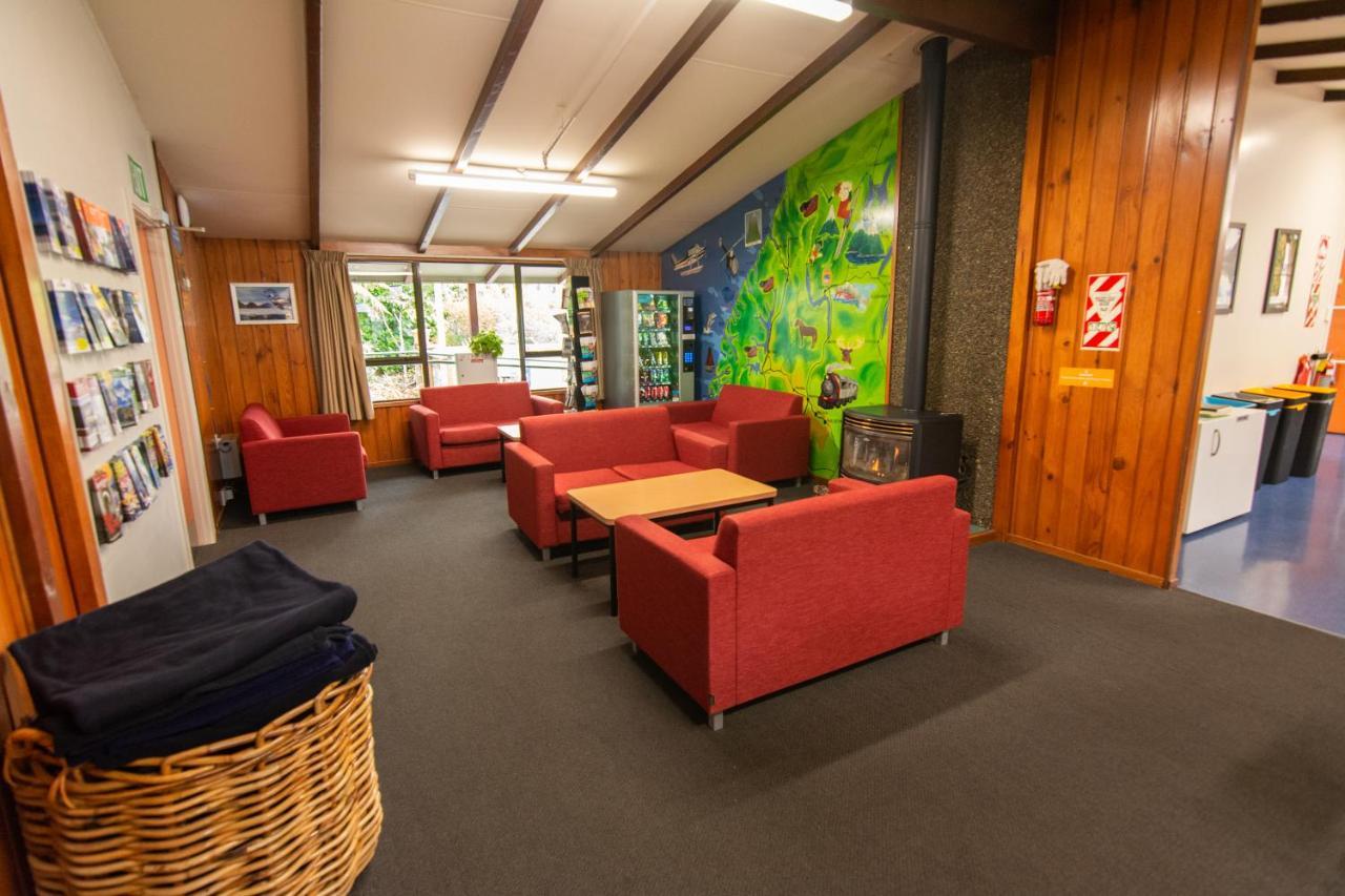 Yha Hostel *
