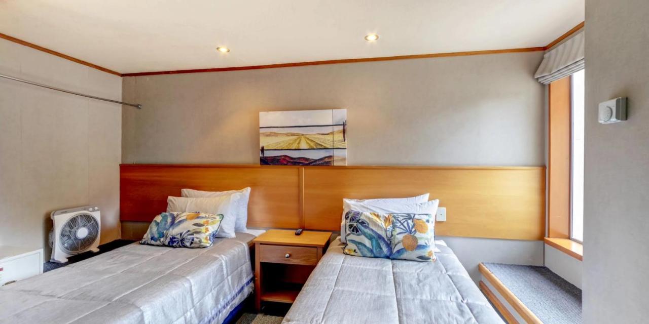 Hotel Distinction & Te Anau