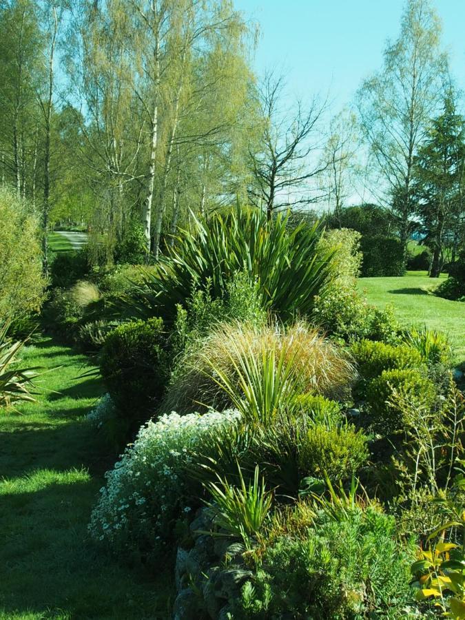 The Garden At Country