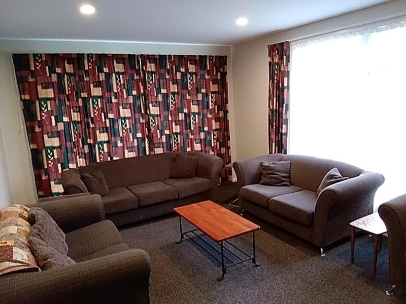 Fiordland -the Three Bedroom House At 226a Milford Road Te Anau
