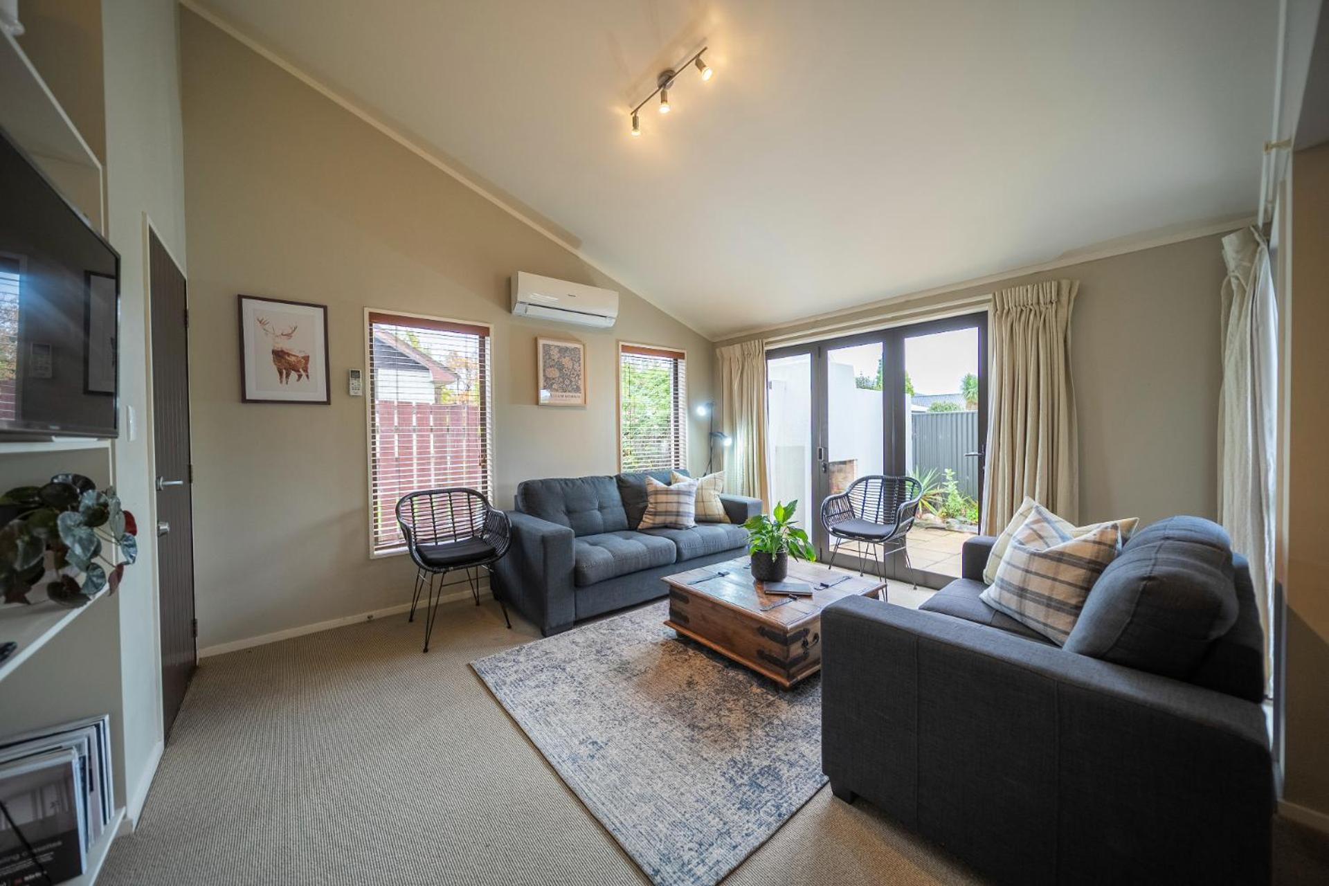 Townhouse Retreat - Getaway * Te Anau