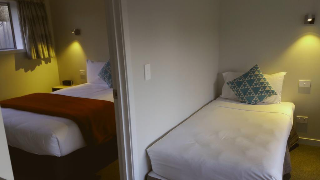 Motel Edgewater 3*